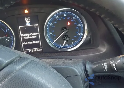 2018 Toyota Corolla Se из США, поврежденный, VIN 5YFBURHE0JP769381